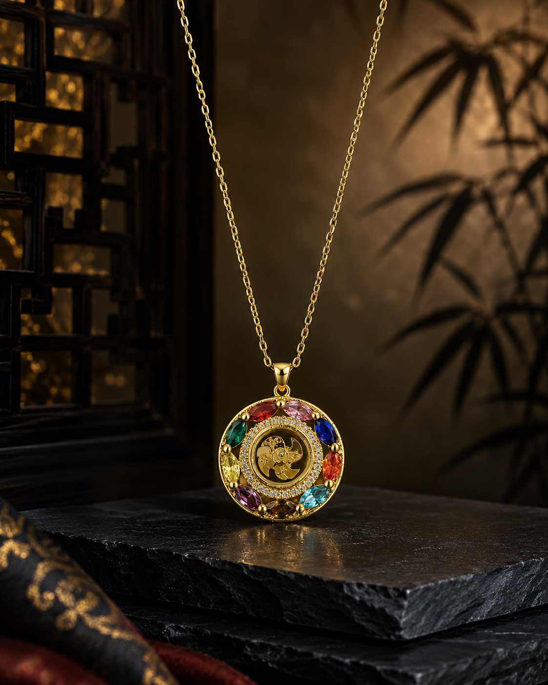 Rainbow Fortune Wheel Necklace｜Gold